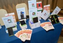 Cà Thẻ Mất Phí Bao Nhiêu? Tìm Hiểu Chi Tiết Về Phí Cà Thẻ Máy POS và mPOS